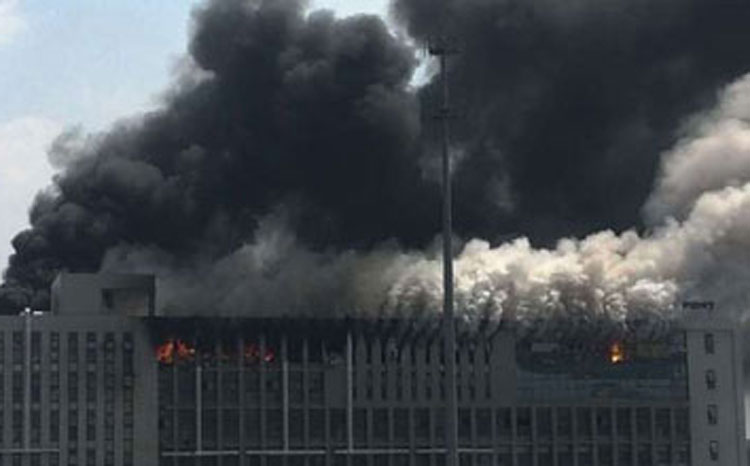 China factory blast kills 1