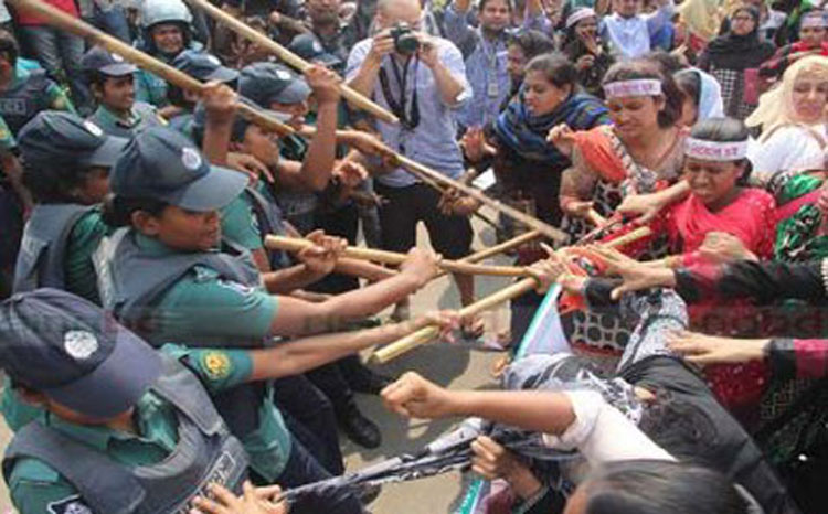 Dhanmondi police filed a case against the 1400 Nurse