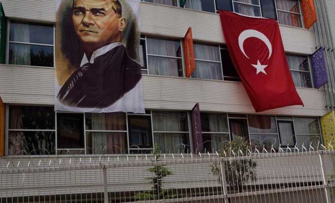 Education dismissed 15 thousand employees in Turkey