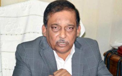 English medium schools are not stopping:Home Minister