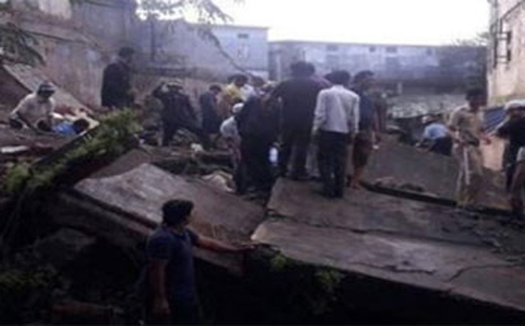 2 killed in Maharashtra for building collapse