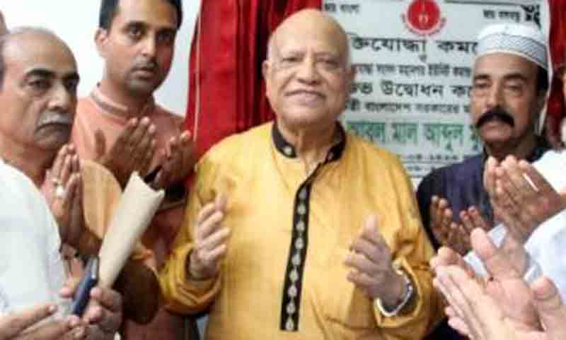 Most people were are passionately in favor of the war:Finance Minister