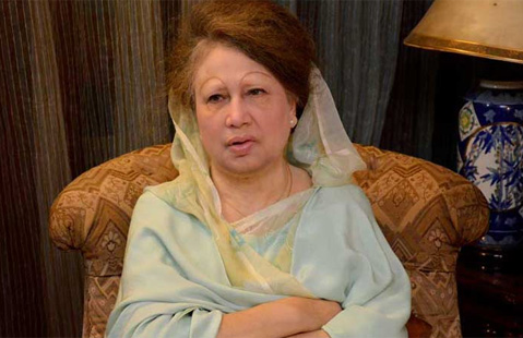 Khaleda mourning over the deaths cyclone