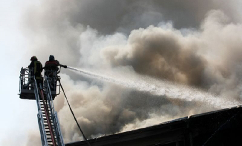 Moscow warehouse fire kills at least 16