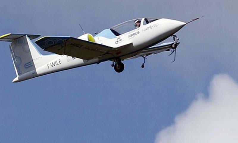 The two aircraft collided in Alaska kills 5