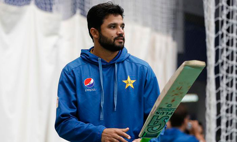 Wasim and Shahid Afridi stood by Azhar