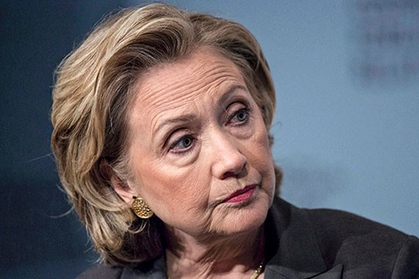 Clinton had of pneumonia