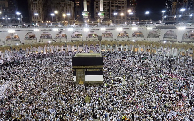 Hajj celebrated with dignity and gravity incurred