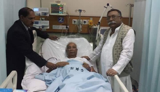Hannan Shah being taken at night to Singapore