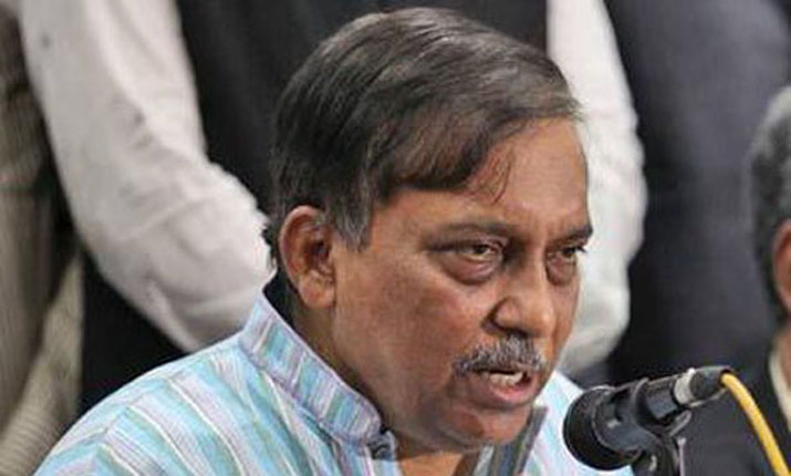 Additional cargo cars on the road should not be:Home Minister