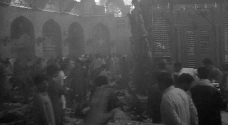 70 killed in suicide attack in Pakistan shrine