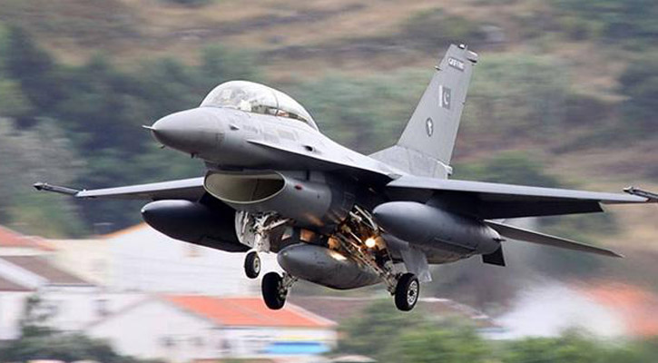 Pakistani air strikes on militant hideout