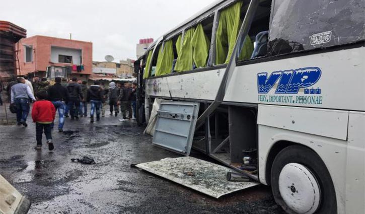 44 Iraqis killed in two blasts in Damascus