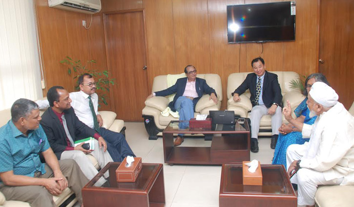 Rowing consultant meeting with the sports minister