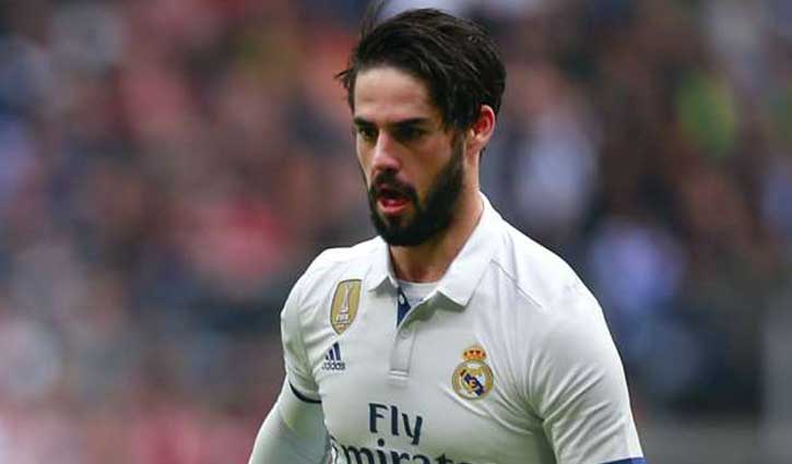 Iniesta and Suarez want Isco in Barcalona