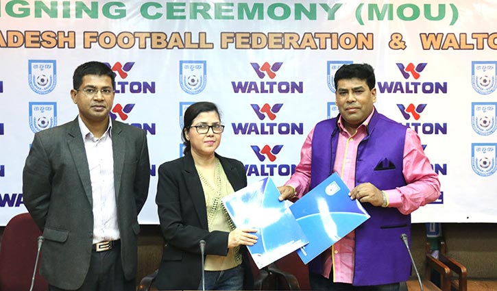 Walton is patronized by the national women's football team touring China