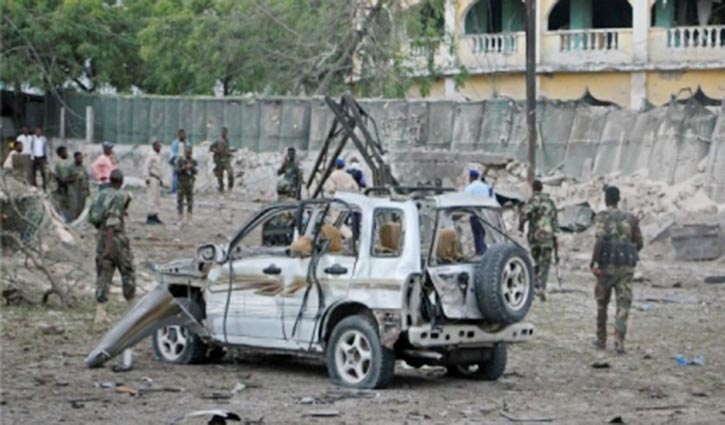 Somalia bomb blast killed 10 soldiers