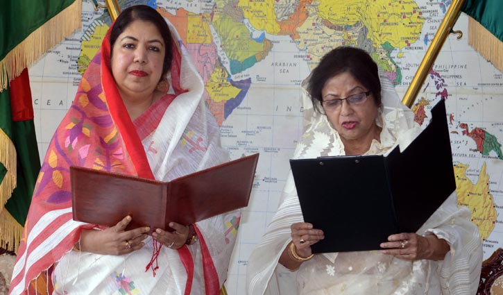Jaya Sengupt took oath