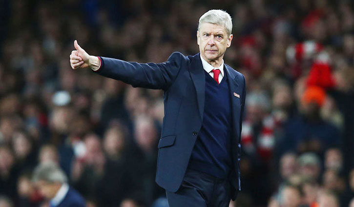 Arsene Wenger for two more years in Arsenal