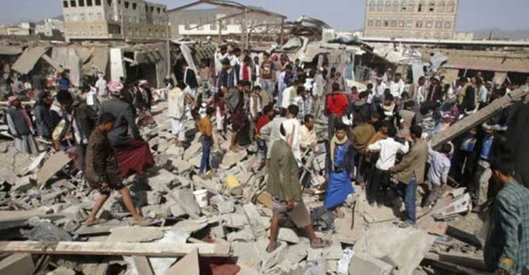 Bombs explode 6 people killed in Yemen's shopping mall