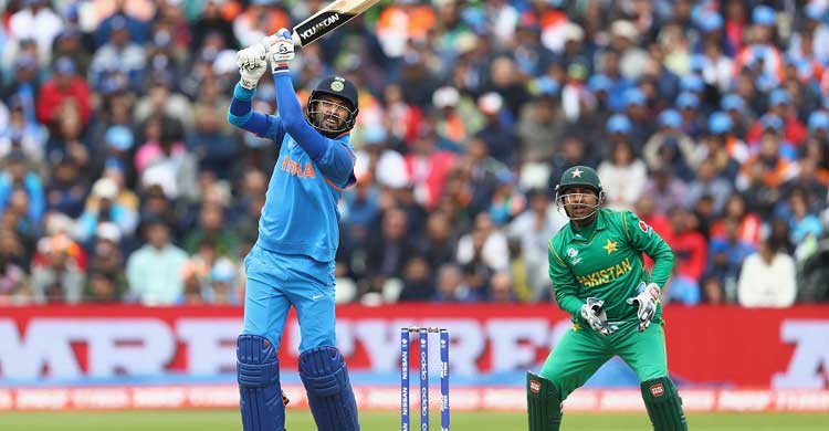 India give 320 runs target to Pakistan