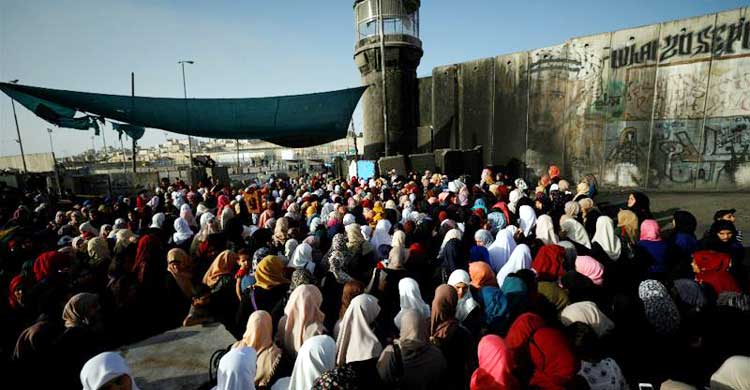 250 million people pray in the Al-Aqsa mosque