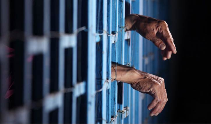 Indonesia escapes prisoners by digging tunnels