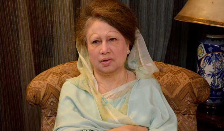 Democracy is imprisoned, misrule is going on:Khaleda