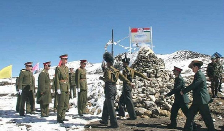 Chinese army has broken the bunkers of Indian soldiers