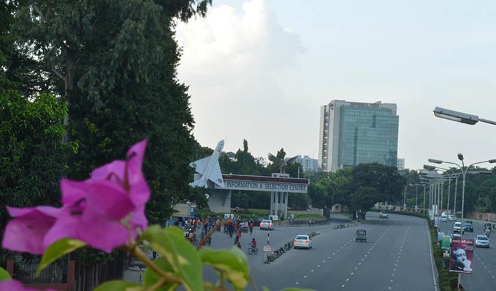 Police warn blank Dhaka