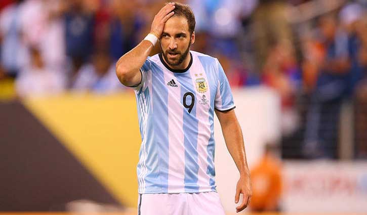 Unfortunate Higuain in the final:Batituta