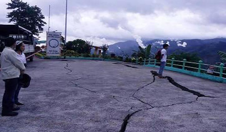 Strong earthquake in the Philippines