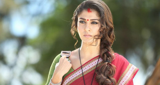 আস্তে আস্তে সব খুলে দিয়ে......যাদের উত্তেজনা বেশী তারা ভিডিওটি দেখবেন না প্লিজ, (ভিডিওসহ)