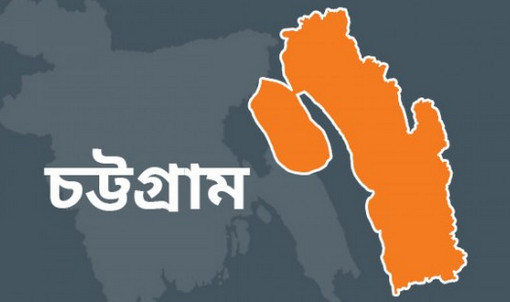 রাস্তা পারাপারে রিকশা-ভ্যানই ভরসা