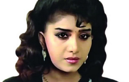 জীবিকার তাগিদে এখন কি করছেন নায়িকা অঞ্জু ঘোষ ? জানলে অবাক হবেন!