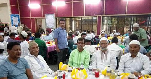 ঠাকুরগাঁওয়ে জেলা প্রশাসনের ইফতার মাহাফিল অনুষ্ঠিত হয়েছে