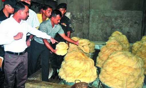 খাগড়াছড়িতে নিম্নমানের লাচ্ছা সেমাই ধ্বংস