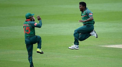 অজি শিবিরে টাইগারদের প্রথম আঘাত, জেনে নিন কি ঘটল...