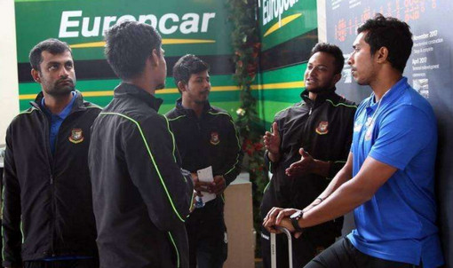 যানজটে কারণে কার্ডিফে পৌঁছাতে দেরি টাইগারদের