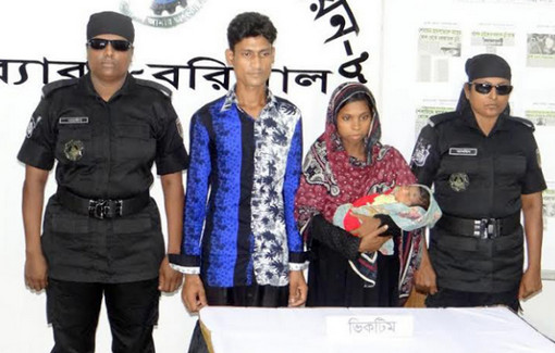 হাসপাতাল থেকে নবজাতক চুরির ৪ দিনের মাথায় উদ্ধার, আমতলীর ৩ প্রতারক গ্রেপ্তার