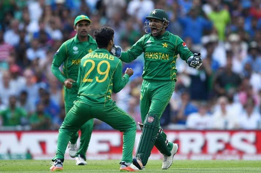 পাকিস্তানের কাছে ভারতের লজ্জাজনক পরাজয়