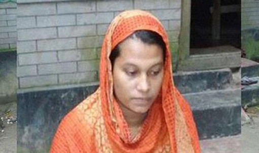 স্বামীর বাড়িতে বিষ খেয়ে হাসপাতালে ৪ দিন চিকিৎসা শেষে সোজা প্রেমিকের বাড়িতে অনশনের নবম দিন !