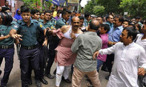 মিশা, রিয়াজদের গ্রেপ্তারের দাবি প্রদর্শক সমিতির