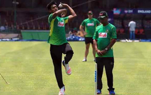 পাল্টাতে যেয়ে ভেঙে যাচ্ছেন মোস্তাফিজুর রহমান