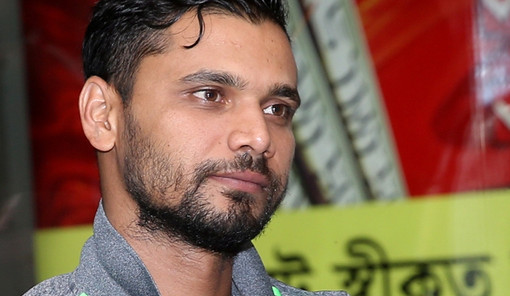 যেকারণে আর নিজ জেলা নড়াইলে যেতে চান না মাশরাফি