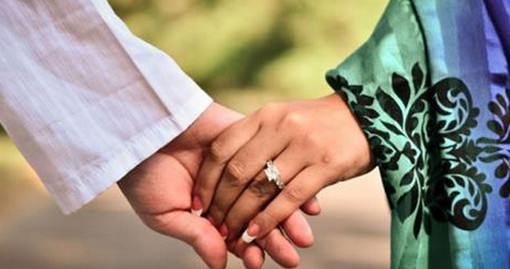 ভারতে হিন্দু-মুসলিম প্রেমিক-প্রেমিকার বিয়ে নিয়ে তুমুল উত্তেজনা
