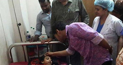 জেনে নিন সেই মুক্তামণিকে কত টাকা সাহায্য দিলেন মুশফিকুর?