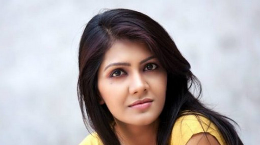 টাকার বিনিময়ে এ কি করলেন নায়লা নাঈম!