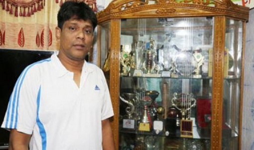 প্রধানমন্ত্রীর দেওয়া গাড়ি-বাড়ি বিক্রি করে গরিবদের অর্থ দান করলেন রফিক