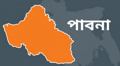 পাবনায় পুকুর খনন করতে গিয়ে সন্ধান মিলল রহস্যময় সুড়ঙ্গ পথের সন্ধান- দেখুন ভিডিও
